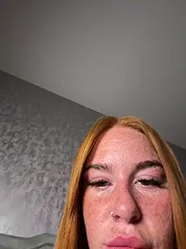 Ellieskyyee1 online show from 05-01-26, 09:08