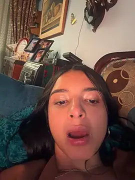 Snapshot of violeta365 chatting on 07-26-26, 06:37 violeta365 online show from 07-26-26, 06:37