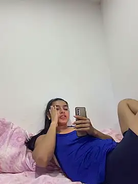 Snapshot of violeta365 chatting on 08-05-26, 01:19 violeta365 online show from 08-05-26, 01:19