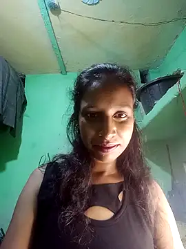 Snapshot of Rutika-G chatting on 10-19-25, 01:23 Rutika-G online show from 10-19-25, 01:23