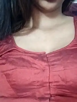 Snapshot of Aaliya_BigBoobs_1 chatting on 03-02-26, 09:27 Aaliya BigBoobs 1 online show from 03-02-26, 09:27