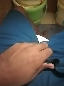 Snapshot of HeatableRevan chatting on 02-24-26, 05:22 HeatableRevan online show from 02-24-26, 05:22