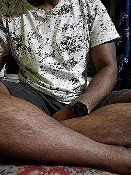 Snapshot of bindasbruno chatting on 10-29-25, 07:59 bindasbruno online show from 10-29-25, 07:59