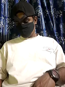 Snapshot of bindasbruno chatting on 11-02-25, 08:22 bindasbruno online show from 11-02-25, 08:22