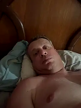 Snapshot of wellingtonmds chatting on 10-22-25, 12:55 wellingtonmds online show from 10-22-25, 12:55