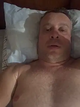 Snapshot of wellingtonmds chatting on 11-11-25, 01:16 wellingtonmds online show from 11-11-25, 01:16