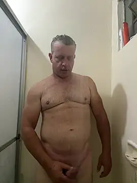 Snapshot of wellingtonmds chatting on 02-03-26, 01:04 wellingtonmds online show from 02-03-26, 01:04