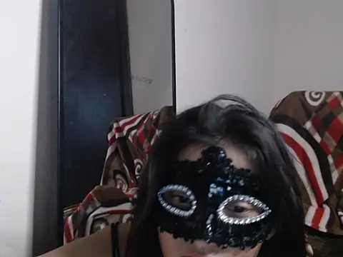 Hottie hania online show from 11-24-25, 09:36