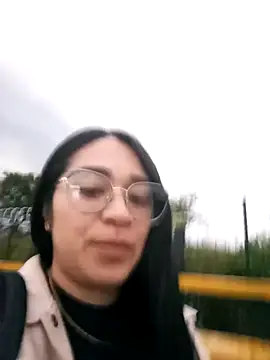 Snapshot of Samara_Outdoors chatting on 10-20-25, 11:05 Samara Outdoors online show from 10-20-25, 11:05