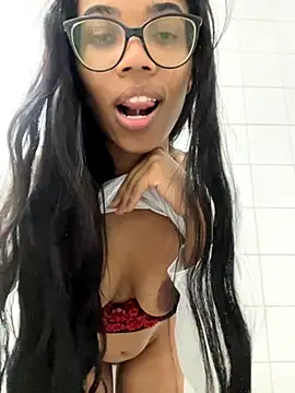 raphaelasoares online show from 11-09-25, 07:06