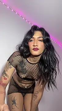 Snapshot of NikitaDragunXXX chatting on 03-25-26, 04:07 NikitaDragunXXX online show from 03-25-26, 04:07