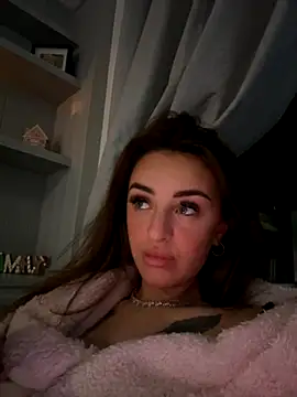 Snapshot of Spicy_Valentina chatting on 11-09-25, 09:35 Spicy Valentina online show from 11-09-25, 09:35