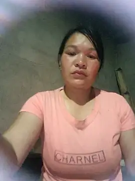 Snapshot of chipu06 chatting on 03-27-26, 12:05 chipu06 online show from 03-27-26, 12:05