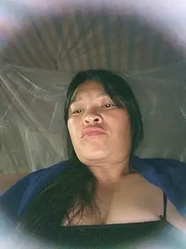 Snapshot of chipu06 chatting on 03-29-26, 10:21 chipu06 online show from 03-29-26, 10:21