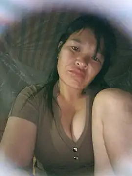 Snapshot of chipu06 chatting on 04-09-26, 10:26 chipu06 online show from 04-09-26, 10:26