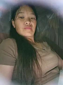 Snapshot of chipu06 chatting on 04-26-26, 10:18 chipu06 online show from 04-26-26, 10:18
