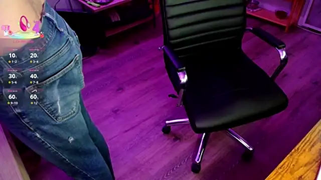 Snapshot of cody_outdoors chatting on 10-29-25, 02:36 cody outdoors online show from 10-29-25, 02:36