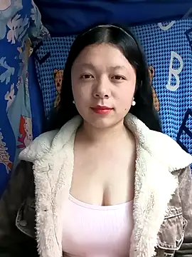 lisa-bae00 online show from 01-15-26, 12:10