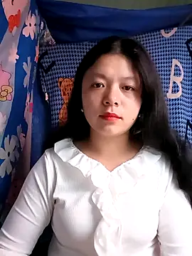 Snapshot of lisa-bae00 chatting on 02-17-26, 11:44 lisa-bae00 online show from 02-17-26, 11:44