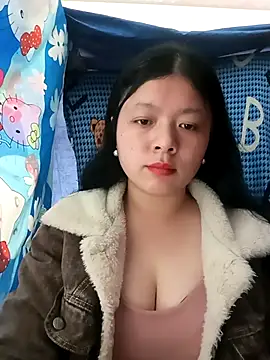 Snapshot of lisa-bae00 chatting on 02-20-26, 03:36 lisa-bae00 online show from 02-20-26, 03:36