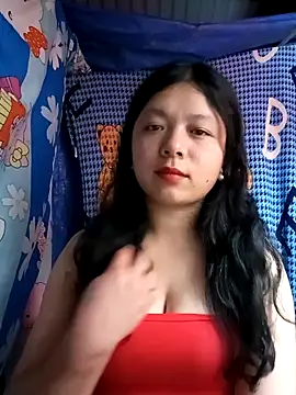 Snapshot of lisa-bae00 chatting on 02-21-26, 12:06 lisa-bae00 online show from 02-21-26, 12:06