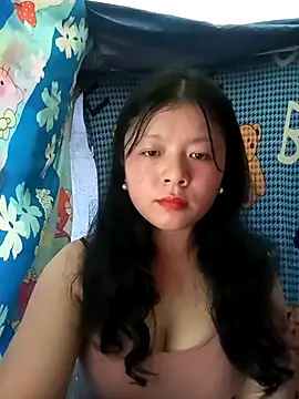 Snapshot of lisa-bae00 chatting on 02-26-26, 04:11 lisa-bae00 online show from 02-26-26, 04:11