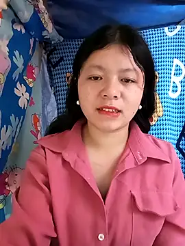 Snapshot of lisa-bae00 chatting on 03-01-26, 12:34 lisa-bae00 online show from 03-01-26, 12:34