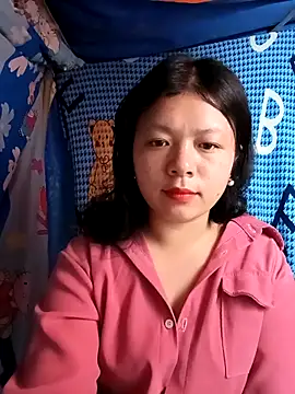 Snapshot of lisa-bae00 chatting on 03-02-26, 11:33 lisa-bae00 online show from 03-02-26, 11:33