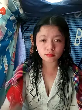 Snapshot of lisa-bae00 chatting on 03-07-26, 03:14 lisa-bae00 online show from 03-07-26, 03:14