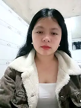 Snapshot of lisa-bae00 chatting on 03-09-26, 12:09 lisa-bae00 online show from 03-09-26, 12:09