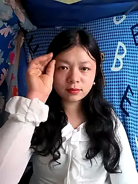 Snapshot of lisa-bae00 chatting on 03-17-26, 11:52 lisa-bae00 online show from 03-17-26, 11:52