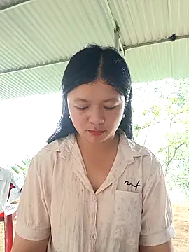 lisa-bae00 online show from 05-07-26, 04:29
