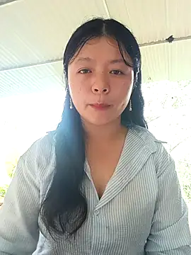 lisa-bae00 online show from 06-19-26, 03:00