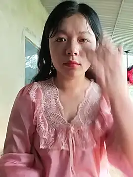 Snapshot of lisa-bae00 chatting on 06-26-26, 01:10 lisa-bae00 online show from 06-26-26, 01:10