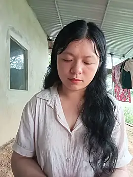 Snapshot of lisa-bae00 chatting on 06-29-26, 10:15 lisa-bae00 online show from 06-29-26, 10:15