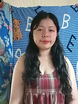 Snapshot of lisa-bae00 chatting on 07-01-26, 12:45 lisa-bae00 online show from 07-01-26, 12:45