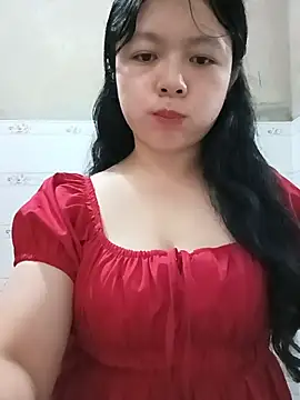 Snapshot of lisa-bae00 chatting on 07-25-26, 12:36 lisa-bae00 online show from 07-25-26, 12:36