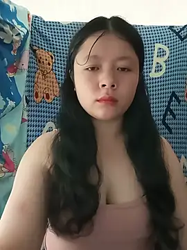 Snapshot of lisa-bae00 chatting on 07-26-26, 12:41 lisa-bae00 online show from 07-26-26, 12:41