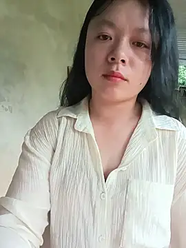 Snapshot of lisa-bae00 chatting on 08-04-26, 10:40 lisa-bae00 online show from 08-04-26, 10:40