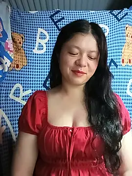 Snapshot of lisa-bae00 chatting on 08-05-26, 12:30 lisa-bae00 online show from 08-05-26, 12:30