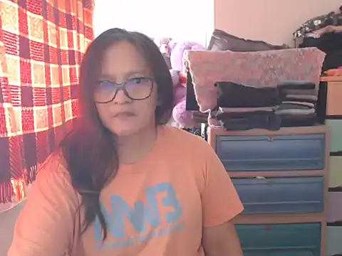 Snapshot of Kinkybela2025 chatting on 03-13-26, 12:39 Kinkybela2025 online show from 03-13-26, 12:39