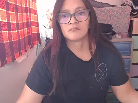 Snapshot of Kinkybela2025 chatting on 03-15-26, 03:23 Kinkybela2025 online show from 03-15-26, 03:23