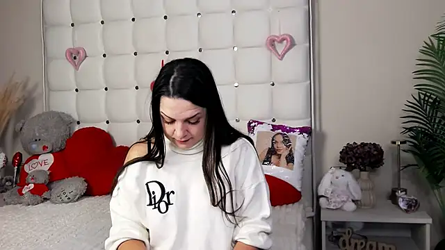 Snapshot of AlsouKass chatting on 02-18-26, 06:53 AlsouKass online show from 02-18-26, 06:53