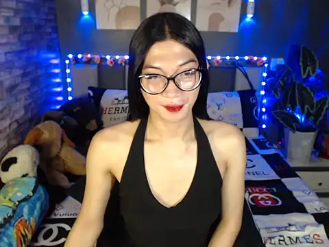 HotNathalie6900 online show from 03-25-26, 02:45