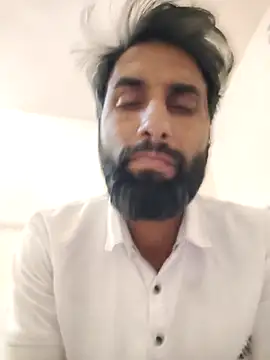 Snapshot of shail1987 chatting on 03-12-26, 09:26 shail1987 online show from 03-12-26, 09:26