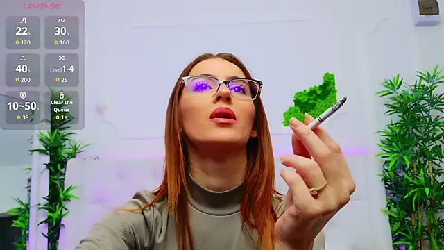 ElisaCharm online show from 11-18-25, 03:45