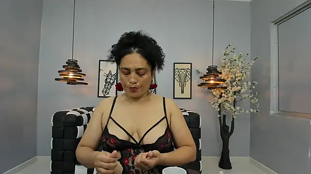 Bianca Millf online show from 05-07-26, 03:56
