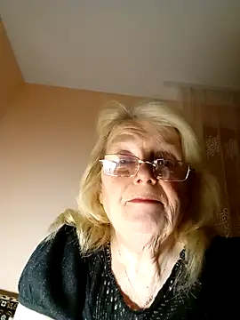 AmyLove353 online show from 11-15-25, 10:59