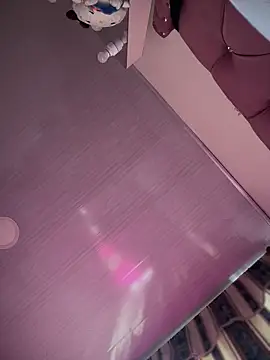 Violeet-Smith online show from 03-14-26, 01:49