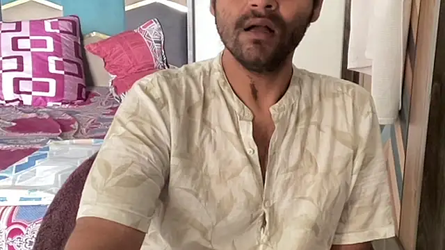 MakeMeAwareAah online show from 10-25-25, 04:31